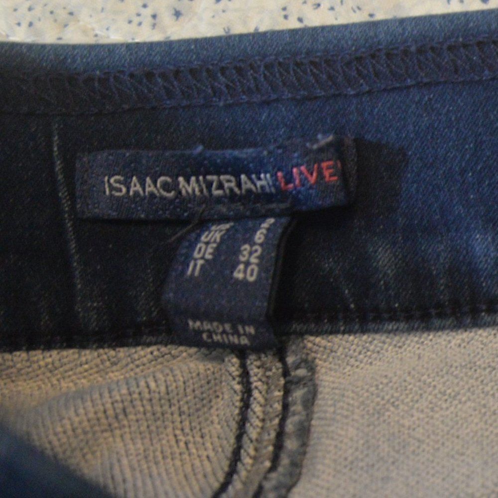 2/$10 Isaac Mizrahi Size 2 Pull-on Jeans MUST BUNDLE FOR THIS PRICE - Picture 5 of 7